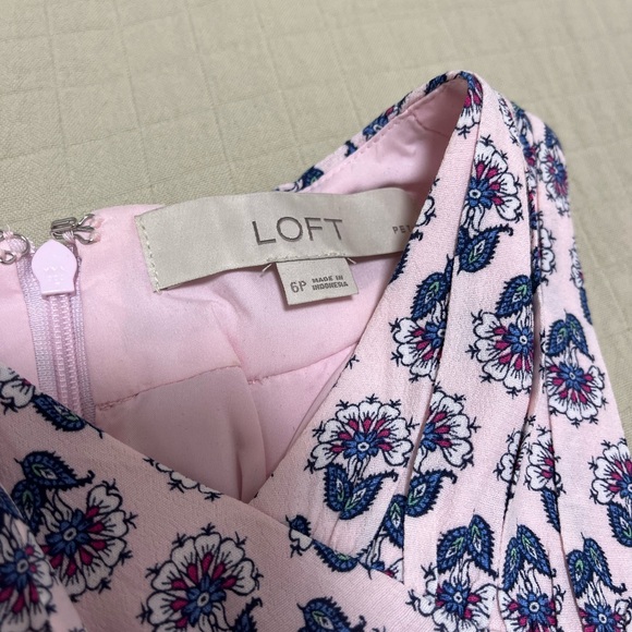 LOFT Light Pink Top with Blue and Purple Design - Picture 3 of 3